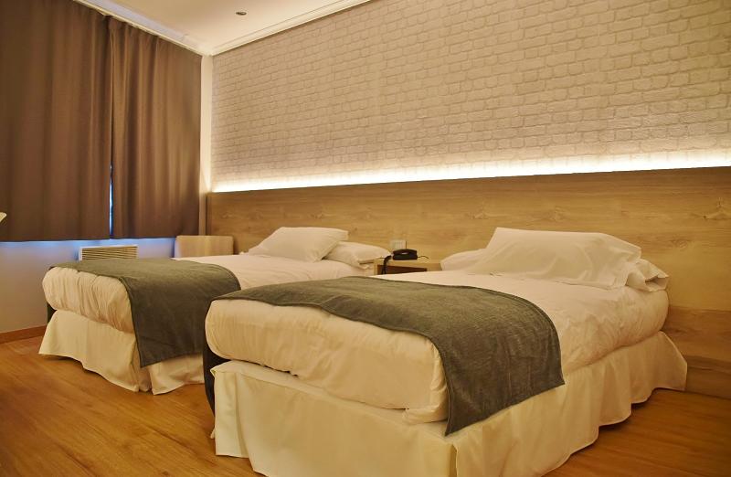 Hospedium Hotel La Marina - Oda