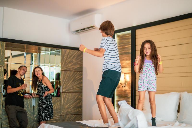 Prestige Deluxe Hotel Aquapark Club - Oda