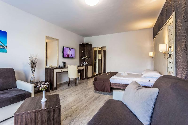Prestige Deluxe Hotel Aquapark Club - Oda