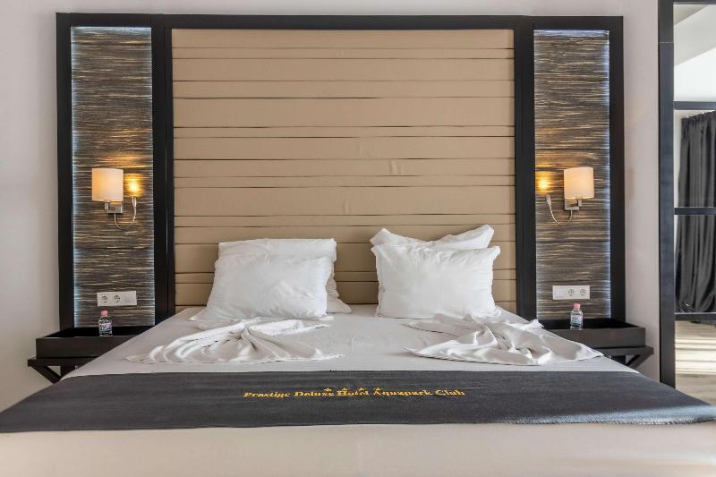 Prestige Deluxe Hotel Aquapark Club - Oda