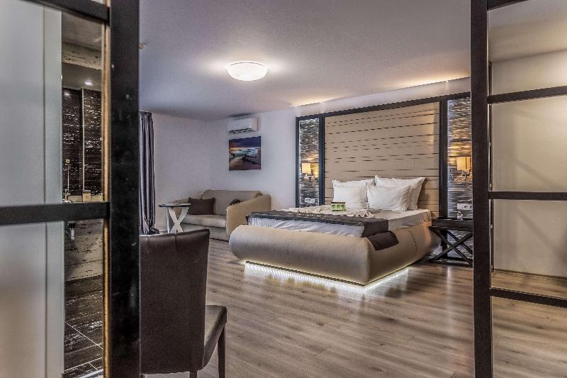 Prestige Deluxe Hotel Aquapark Club - Oda