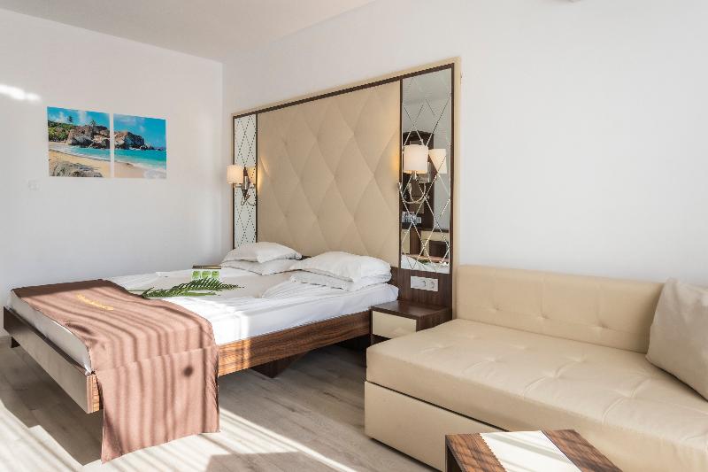 Prestige Deluxe Hotel Aquapark Club - Oda
