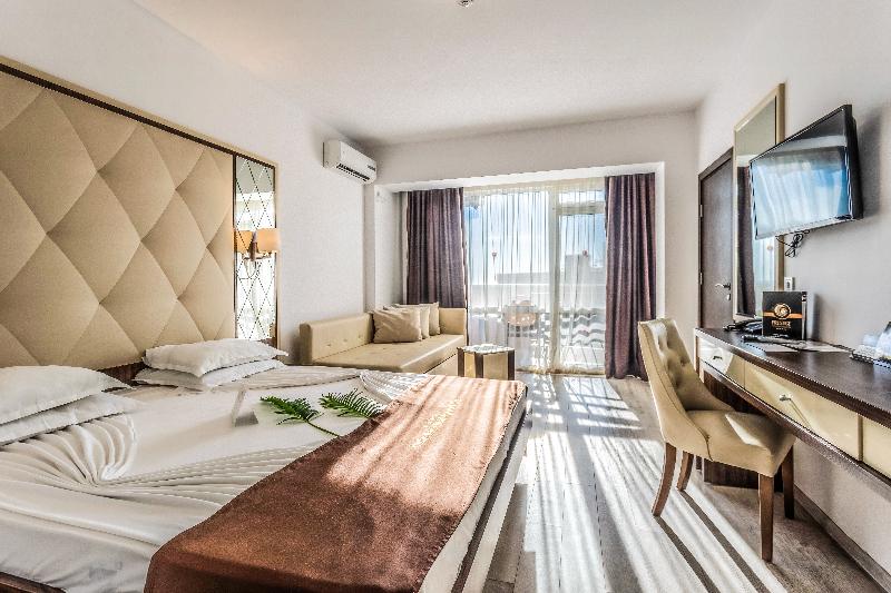 Prestige Deluxe Hotel Aquapark Club - Oda