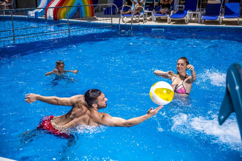 Prestige Deluxe Hotel Aquapark Club - Havuz