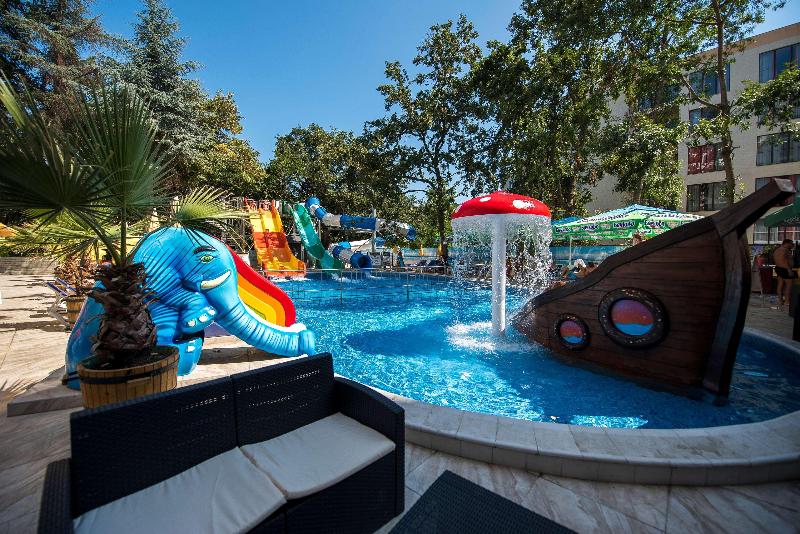 Prestige Deluxe Hotel Aquapark Club - Havuz