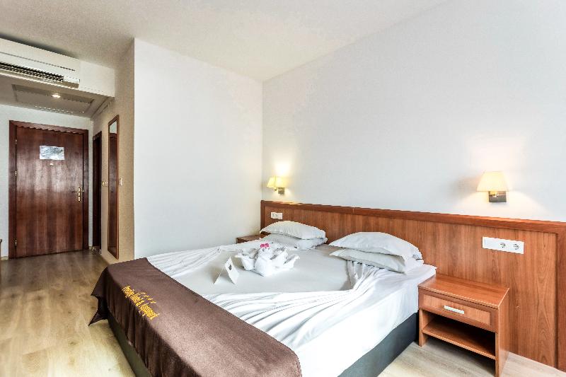 Prestige Hotel & Aquapark - Oda