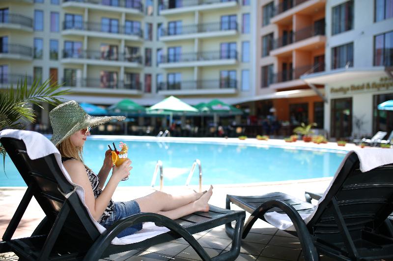 Prestige Hotel & Aquapark - Teras