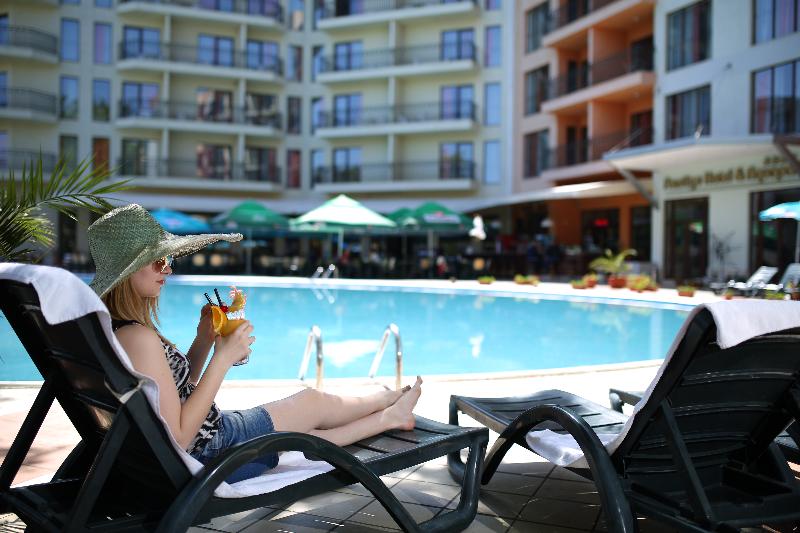 Prestige Hotel & Aquapark - Teras