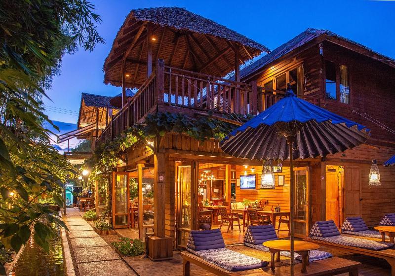 Pai Village Boutique Resort - Lobi