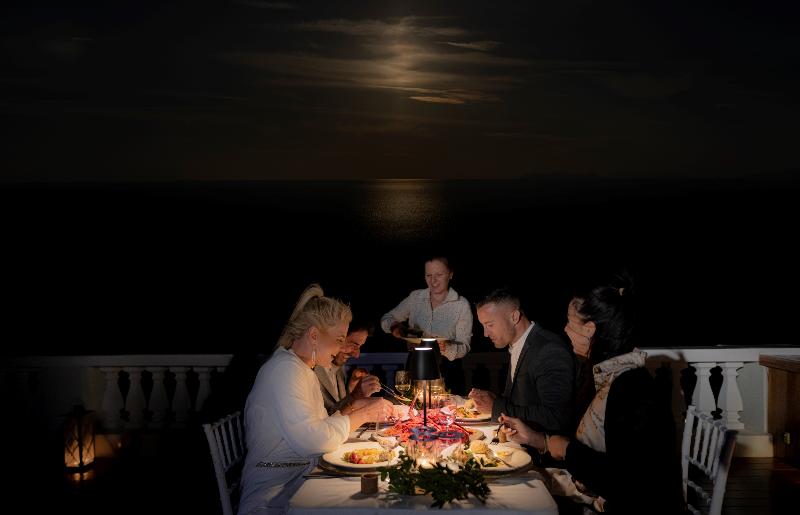 Oia Mansion - Teras