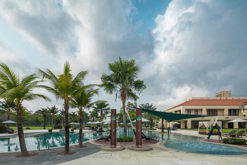 Eastin Thana City Golf Resort Bangkok - Havuz