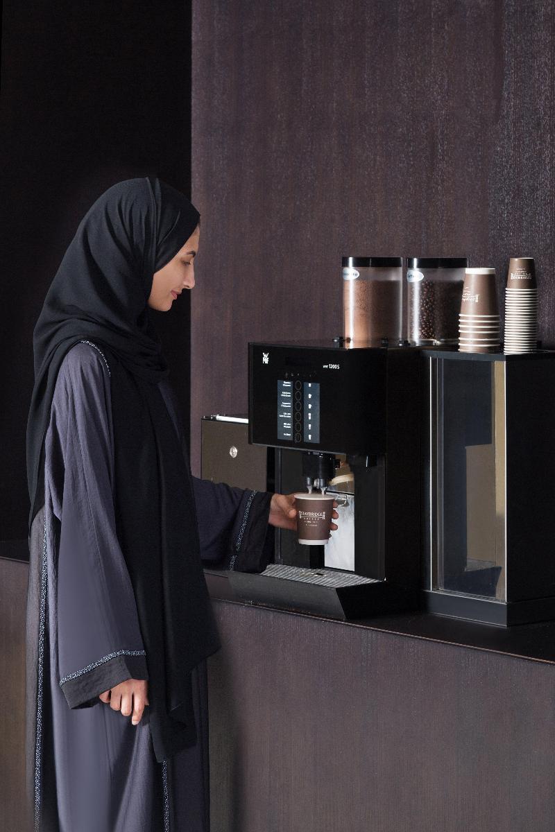 Staybridge Suites Al Khobar - Restoran