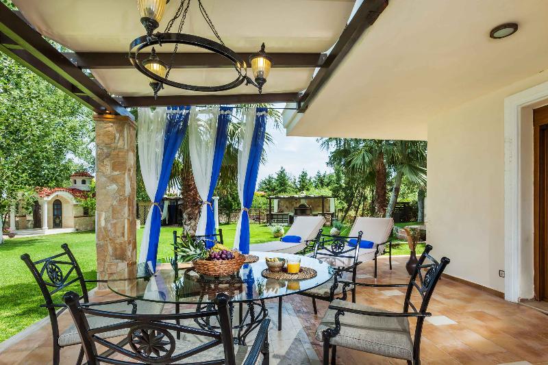 W Villas Halkidiki - Genel