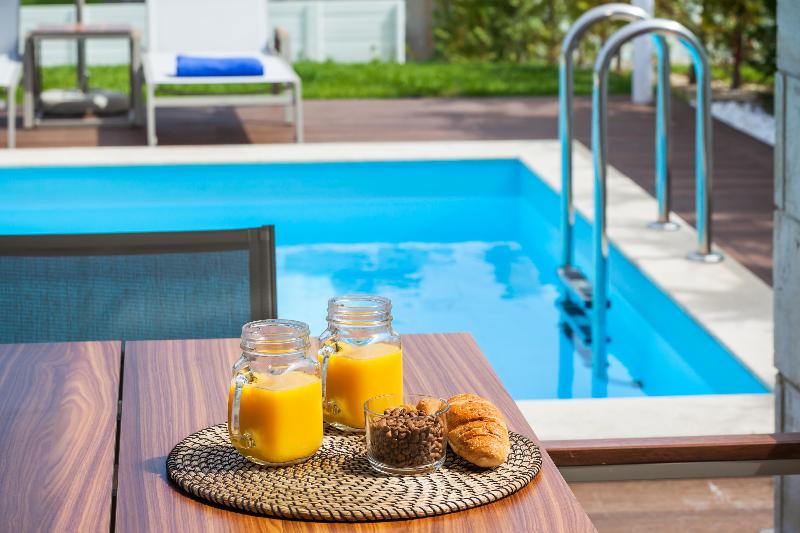 W Villas Halkidiki - Genel