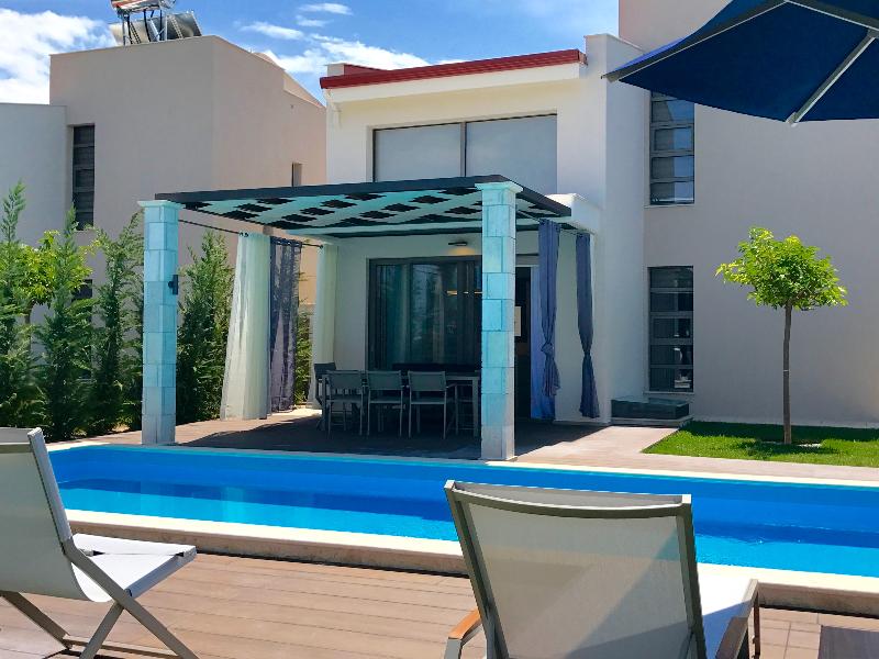 W Villas Halkidiki - Havuz