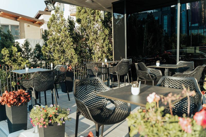 New Hotel - Bar