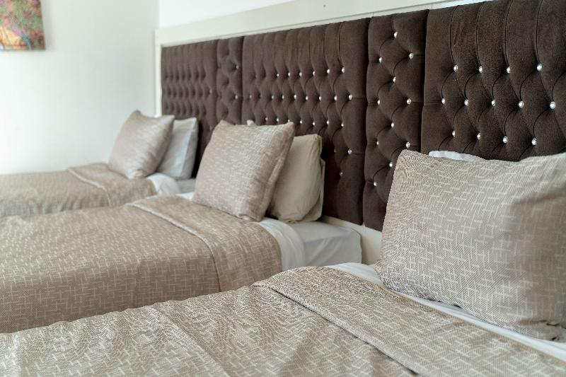 New Hotel - Oda