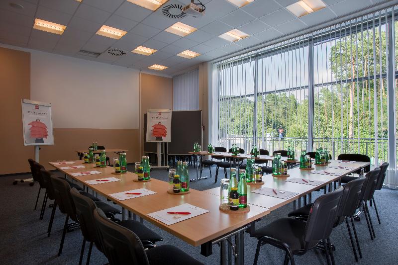 ibis Woerthersee - Toplantı