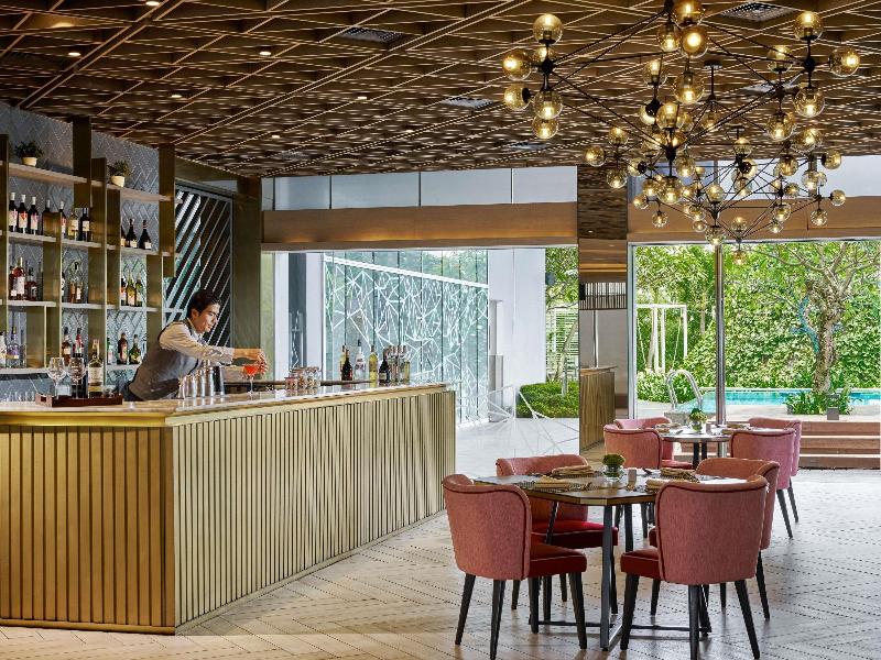 Mercure Jakarta Pantai Indah Kapuk - Bar