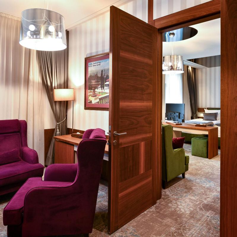 Heritage Hotel Krone - Lobi