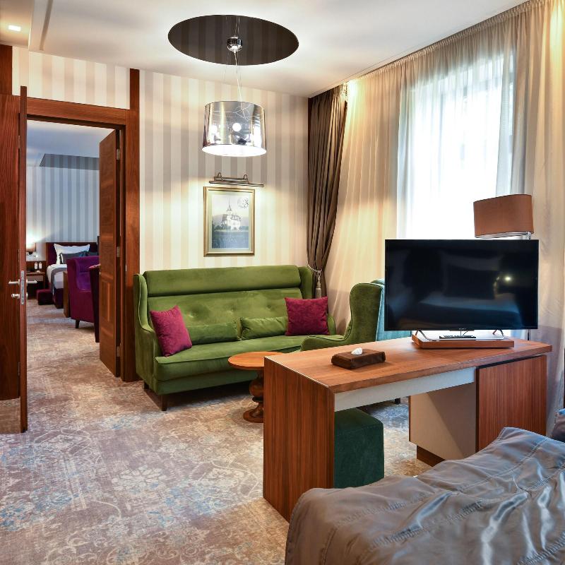Heritage Hotel Krone - Lobi
