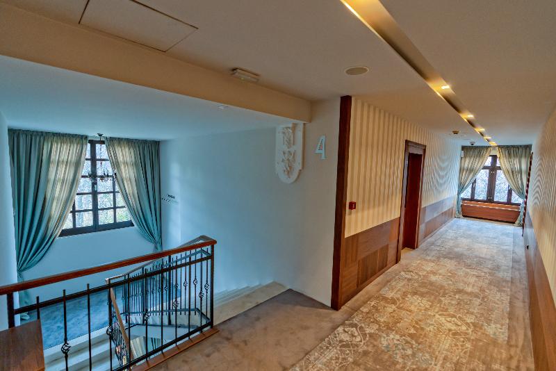 Heritage Hotel Krone - Lobi