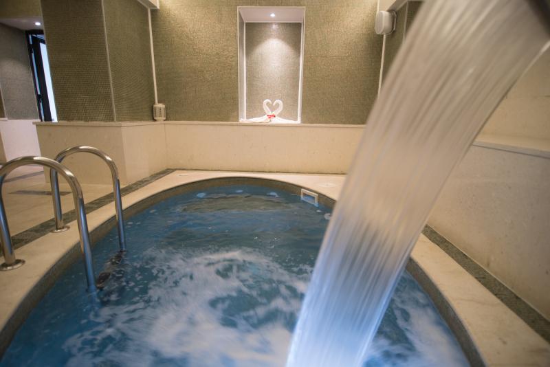 Heritage Hotel Krone - Havuz