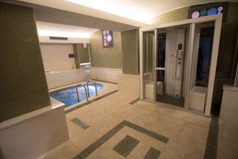 Heritage Hotel Krone - Havuz