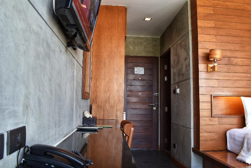 J4 Hotel Samui - Oda