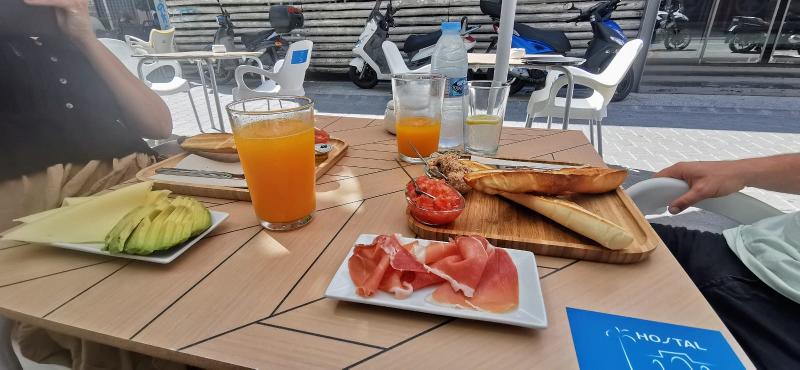 Hostal El Mercat - Bar