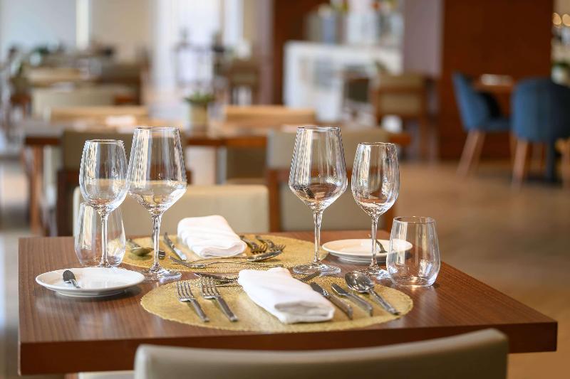 Melia Setubal - Restoran
