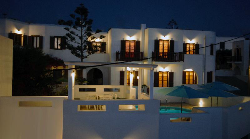 Sunrise Accommodation by Mr and Mrs White - Lobi