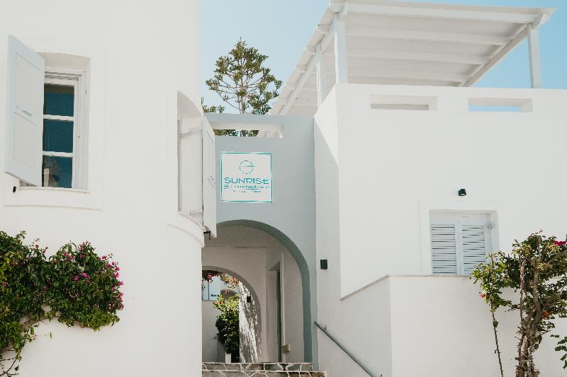 Sunrise Accommodation by Mr and Mrs White - Genel