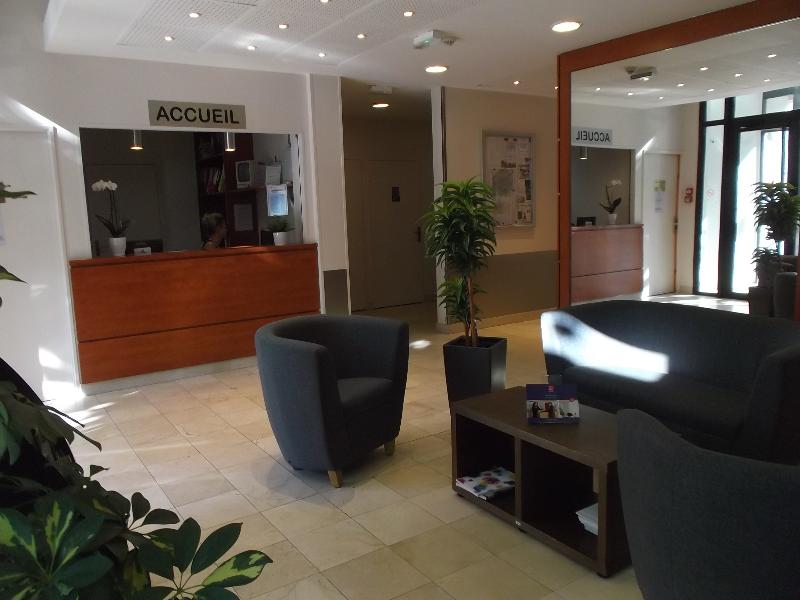 Sejours & Affaires Clermont Park Republique - Lobi