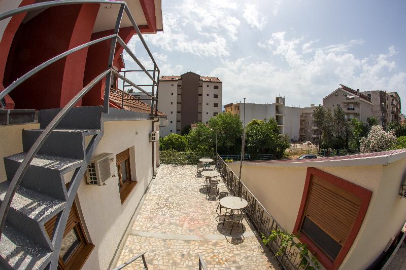 Guest House Blue Coast - Lobi