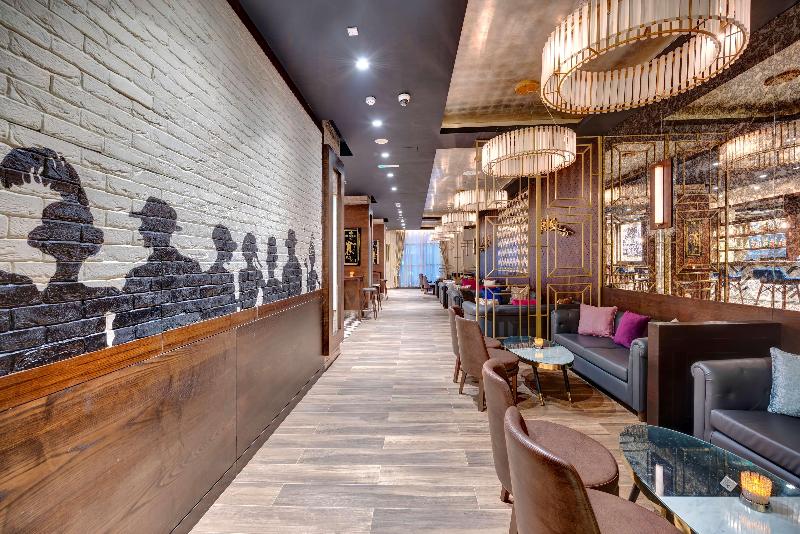 Radisson Blu Hotel Ajman - Bar