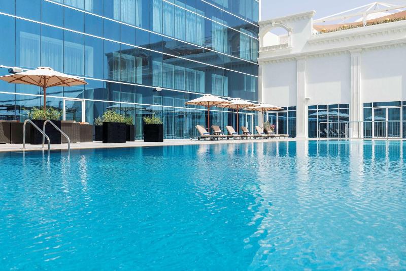 Radisson Blu Hotel Ajman - Havuz