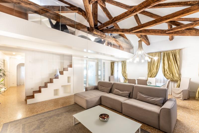 San Teodoro Palace  - Luxury Apartments - Oda