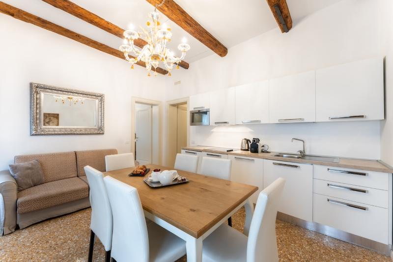 San Teodoro Palace  - Luxury Apartments - Oda