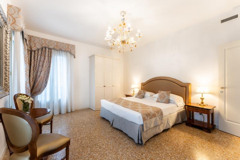 San Teodoro Palace  - Luxury Apartments - Oda