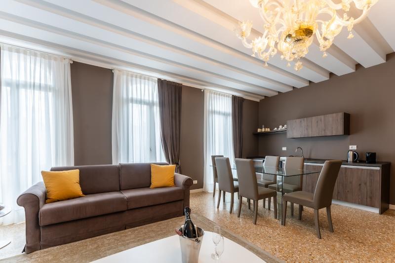 San Teodoro Palace  - Luxury Apartments - Oda