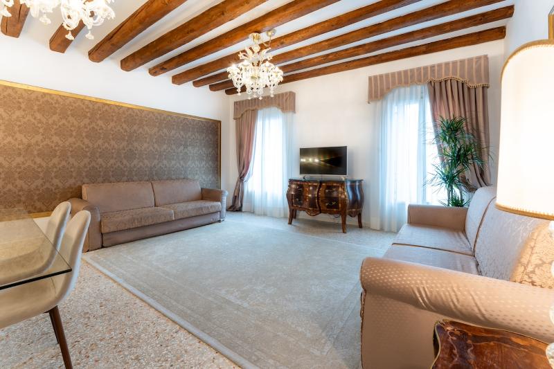 San Teodoro Palace  - Luxury Apartments - Oda