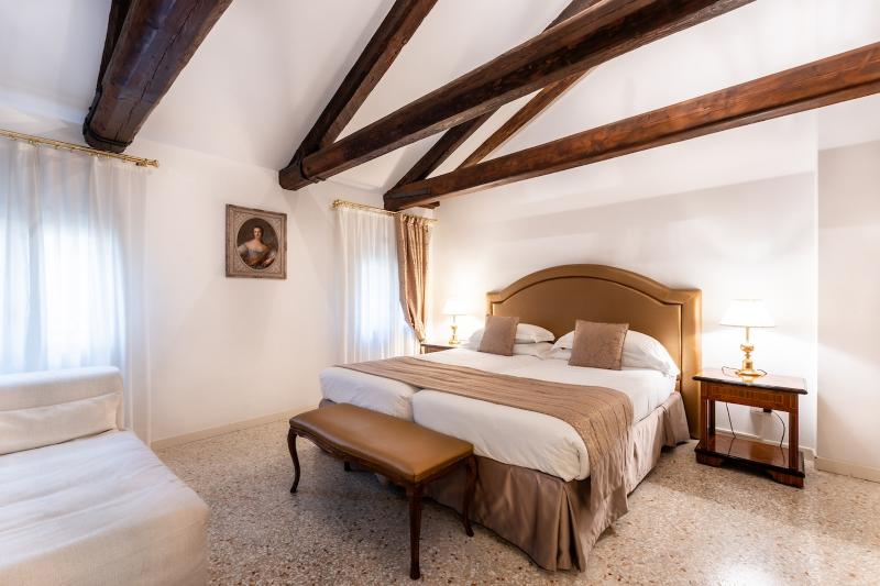 San Teodoro Palace  - Luxury Apartments - Oda