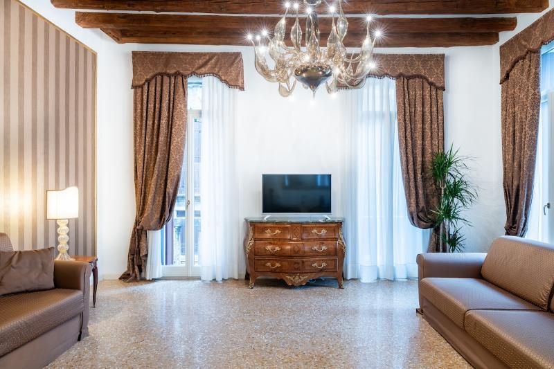 San Teodoro Palace  - Luxury Apartments - Oda