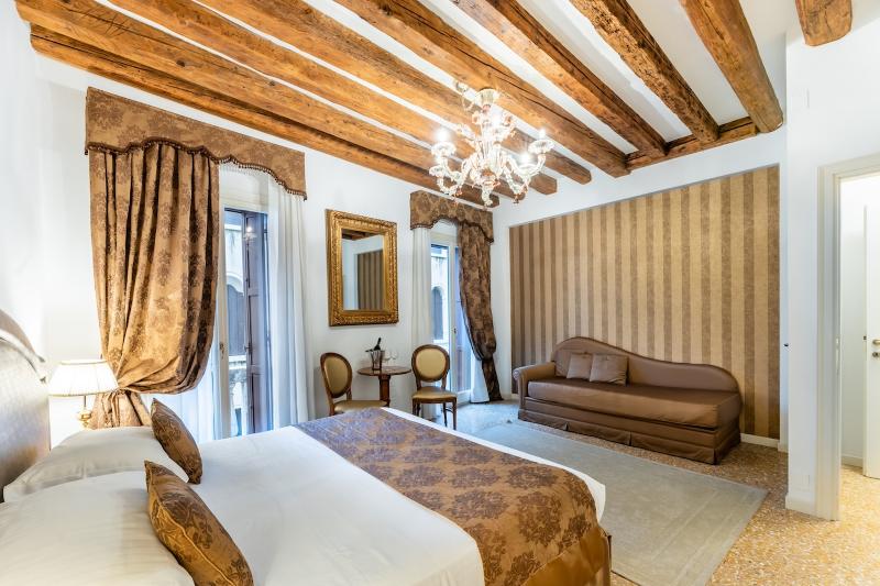 San Teodoro Palace  - Luxury Apartments - Oda