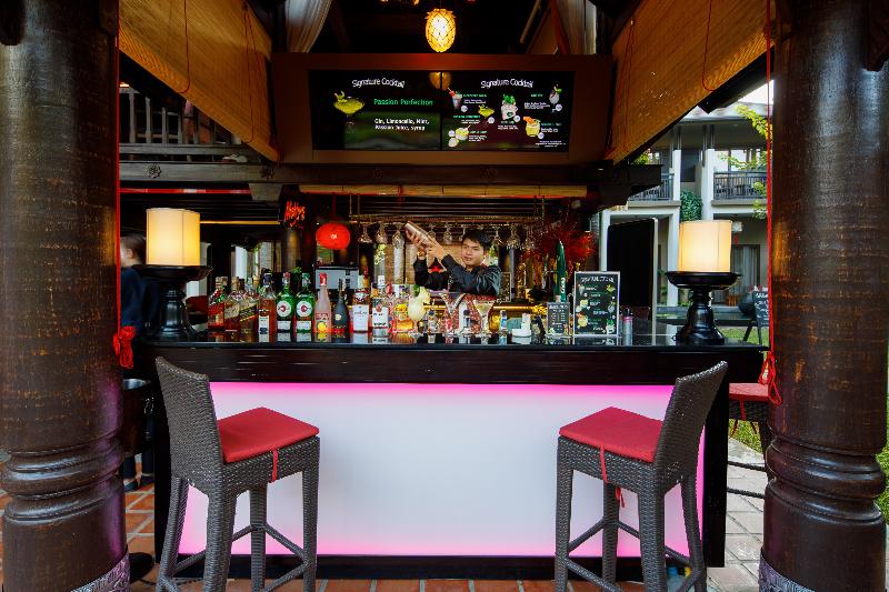 Chala Number 6 - Bar