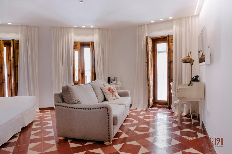 Círculo Artístico 1911 - Hotel Boutique - Oda