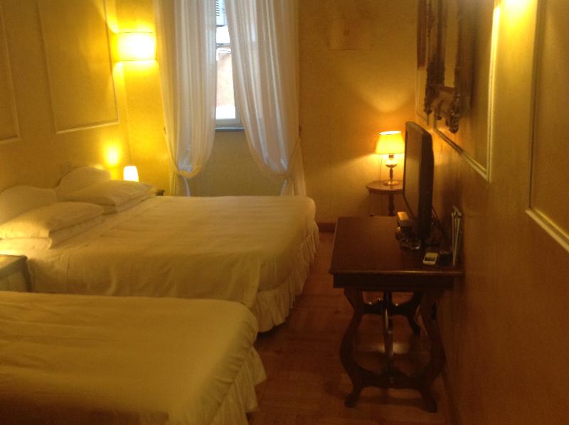 Hotel Fontana - Oda