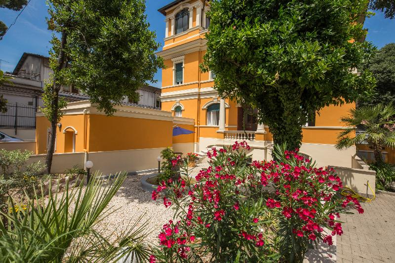 Relais La Torretta - Lobi