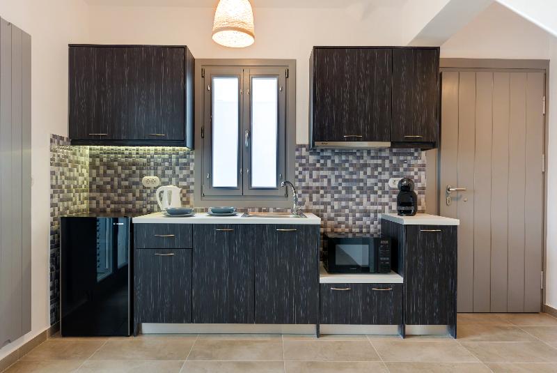 White Harmony Suites - Oda